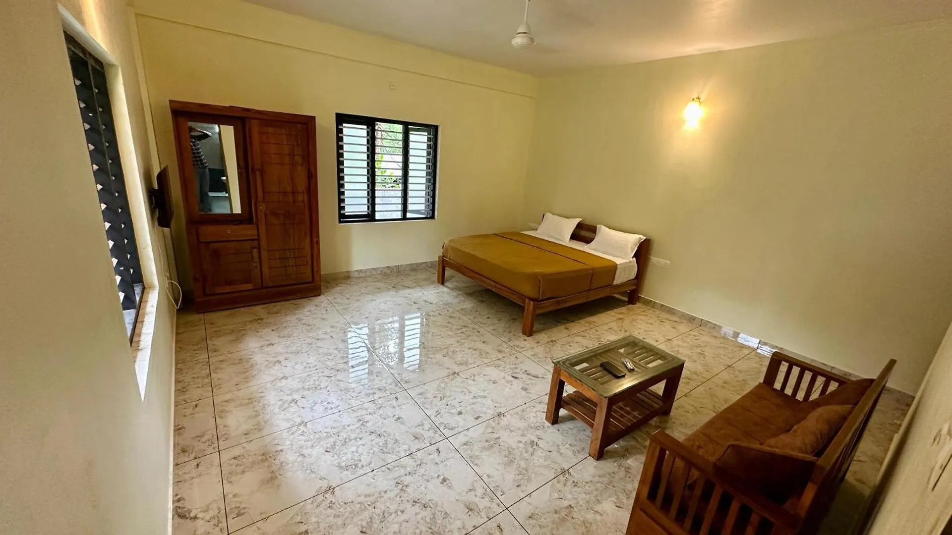 Mb Residency Apartment Vallikavungal