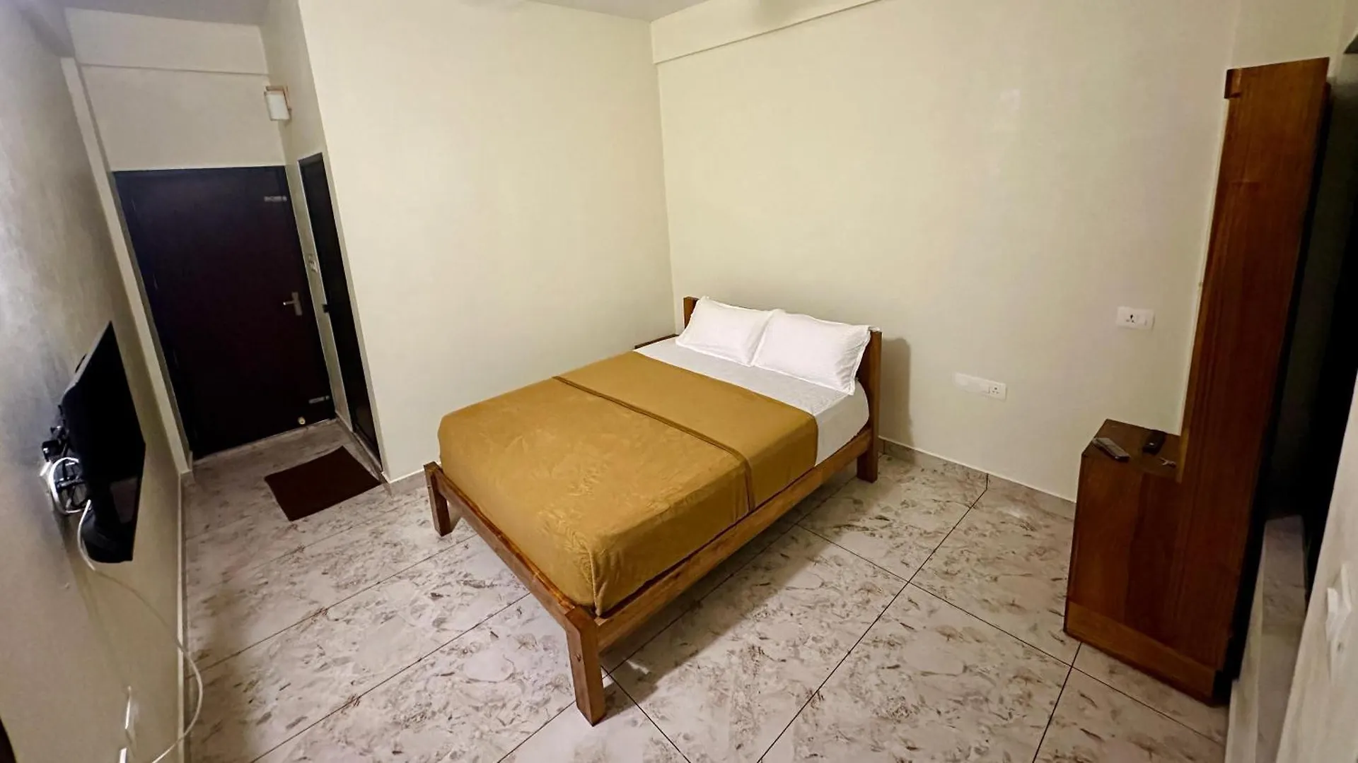Mb Residency Apartment Vallikavungal 0*,  India